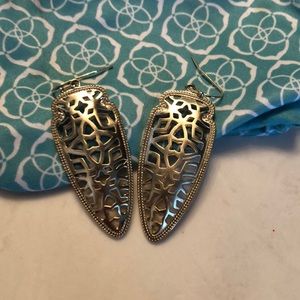 Kendra Scott Gold Skylars ✨